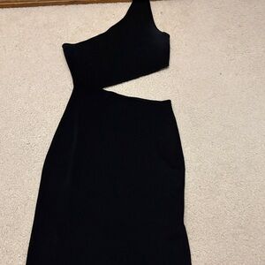 OAK + FORT Black One-Shoulder Cutout Midi Dress